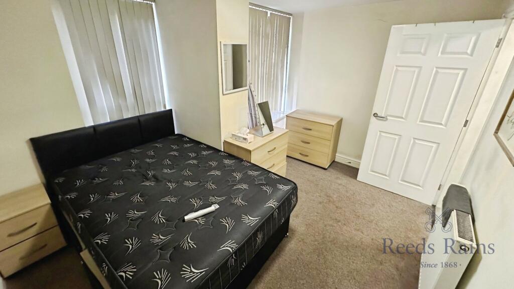 Flat 1