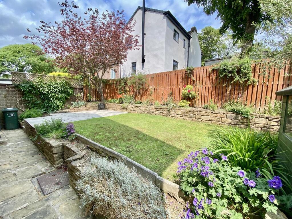 Bramleys Estate Agents - Overhall Park - Mirfield 