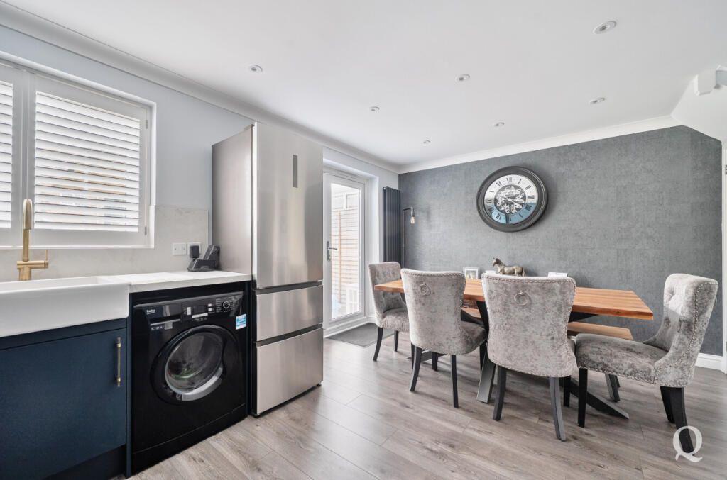 fd4cd6f2-ddf6-427...