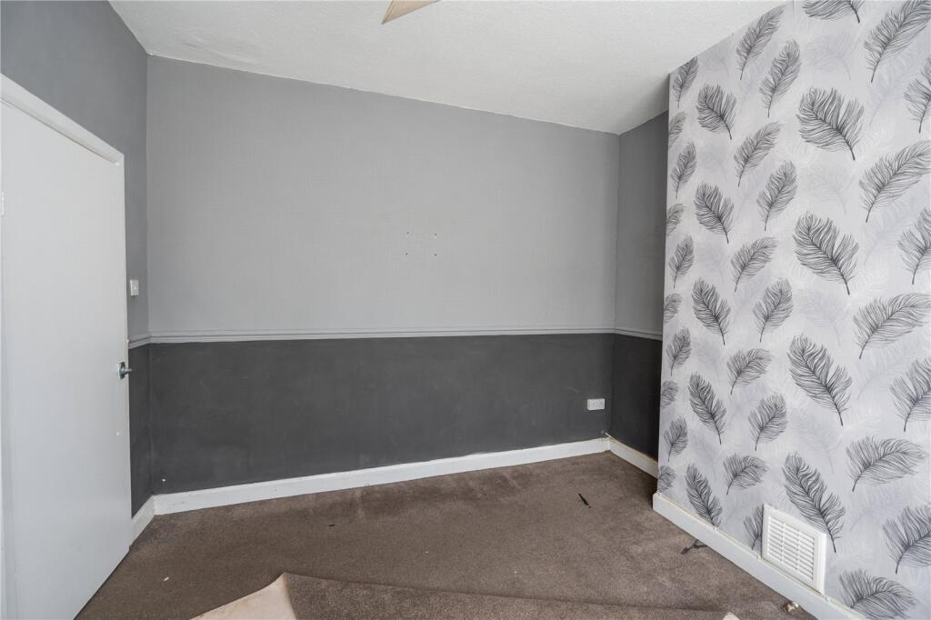 Living Room (2)