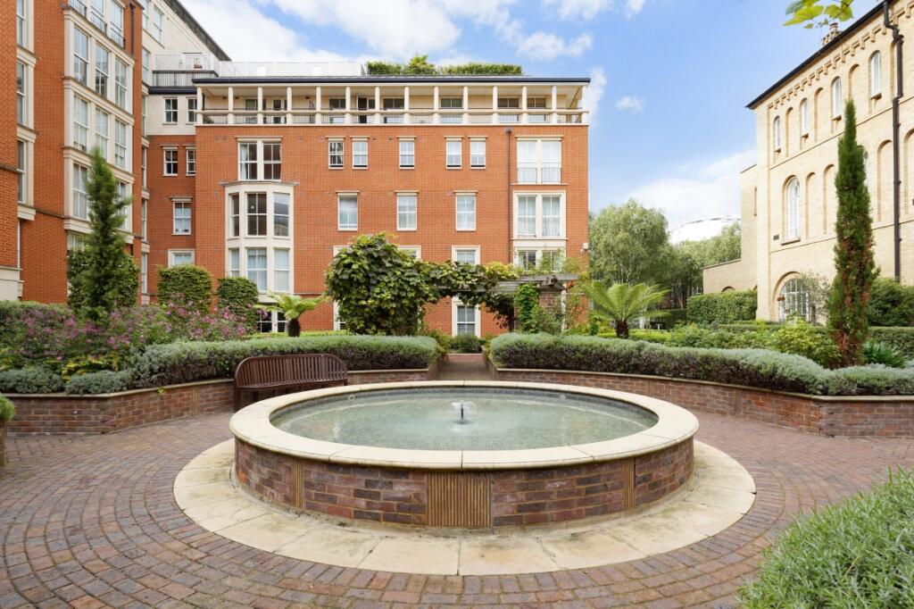 Lucas House, Cole...