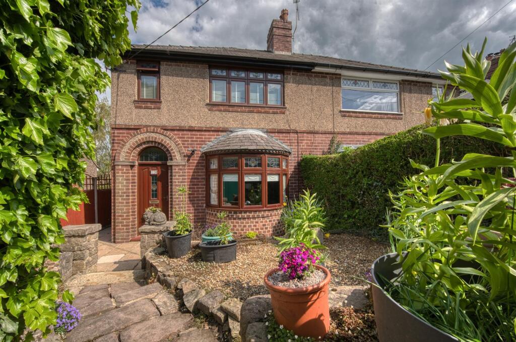 Front of the home.jpg