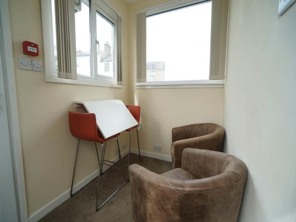 1SackvilleTerraceApartment3_Living1.1.JPG