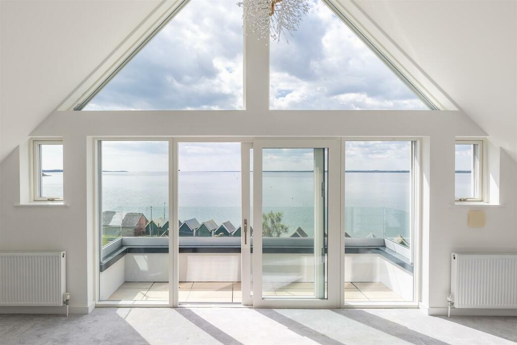 Principal Bedroom Balcony