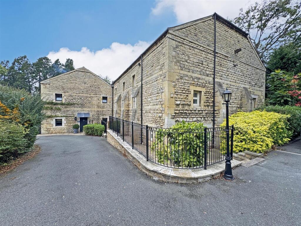 Aldgate Court, Ketton