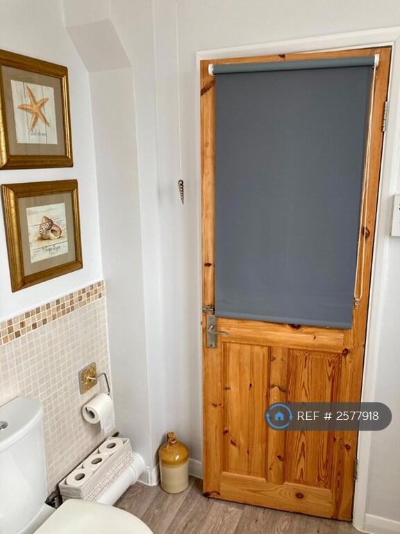 Bathroom 4