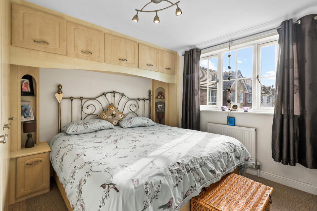 Long Beach Close, Eastbourne, East Sussex