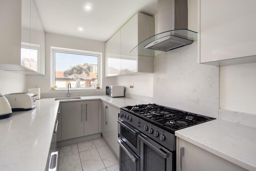 13_Kitchen