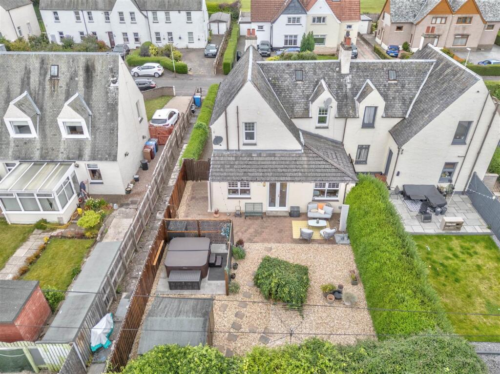 18 Bruce Road Dundee-23.JPG