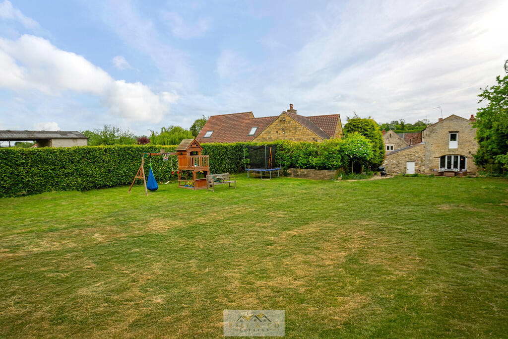 Back garden 1.4