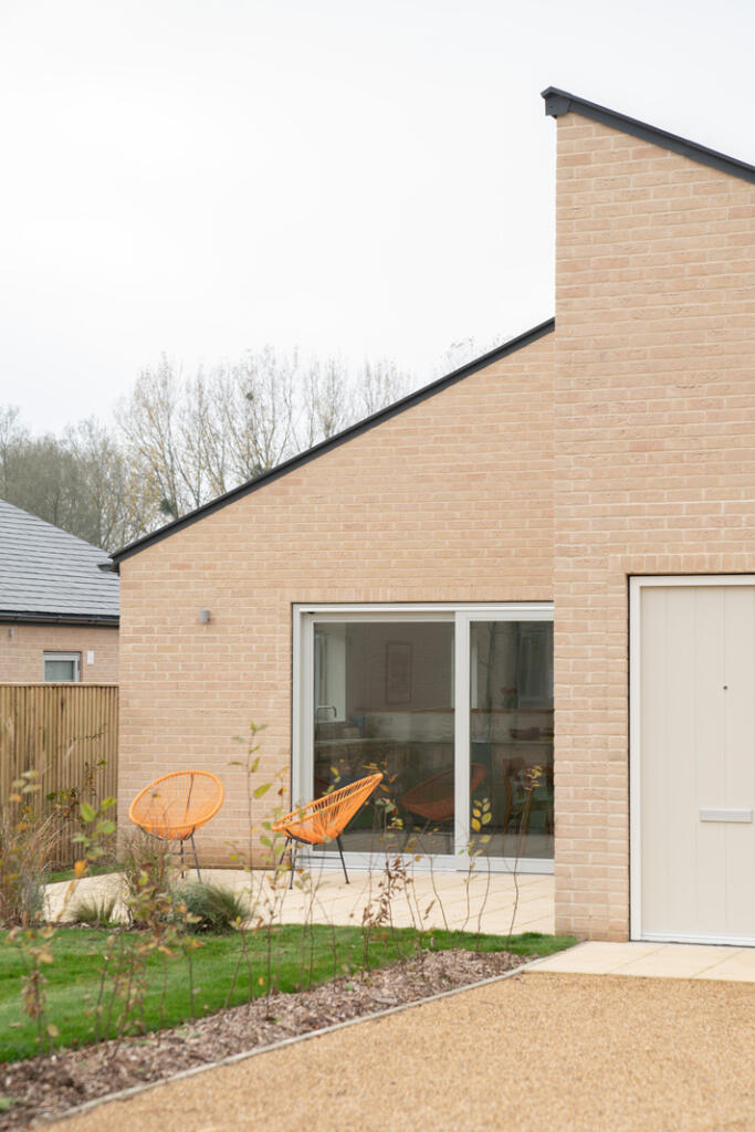 241351 - H03-THORNBOROUGH-PARK-123.jpg