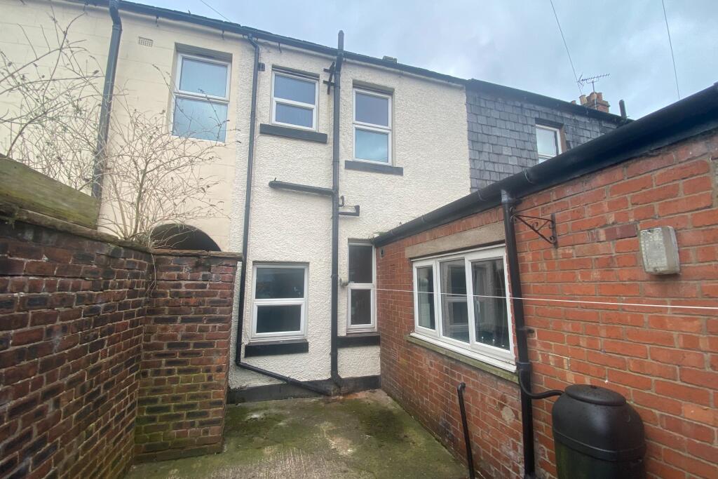 144 Milbourne Street, Carlisle, Cumbria, CA2 5XB