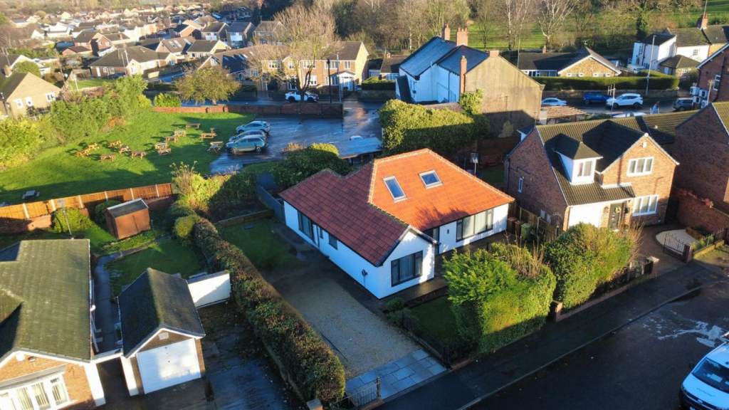 Vicarage Close, South Kirkby, WF9