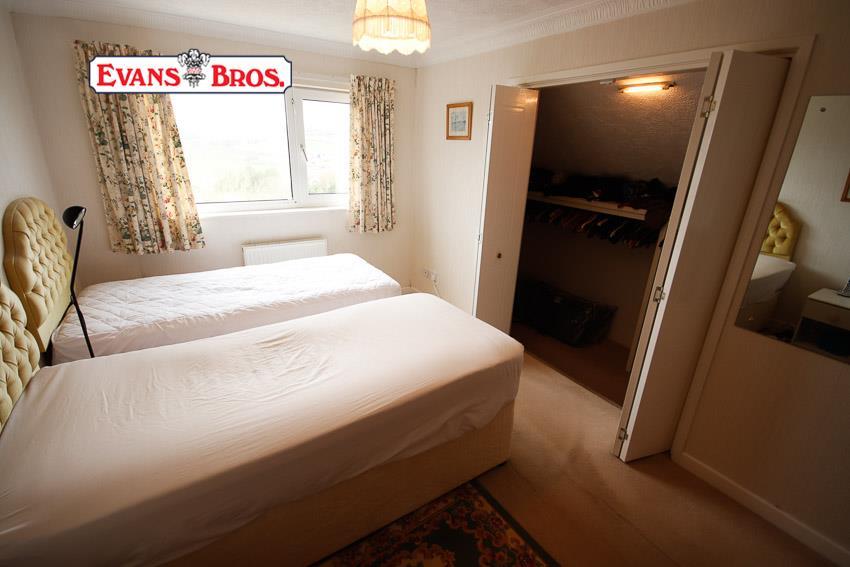 REAR DOUBLE BEDROOM 3