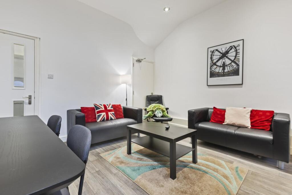 65038-357525-HtGPafJF0fw--e84ZLHmu2rQ4oeezsJzOOEJO