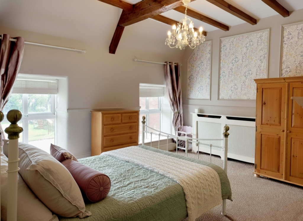 Bedroom .