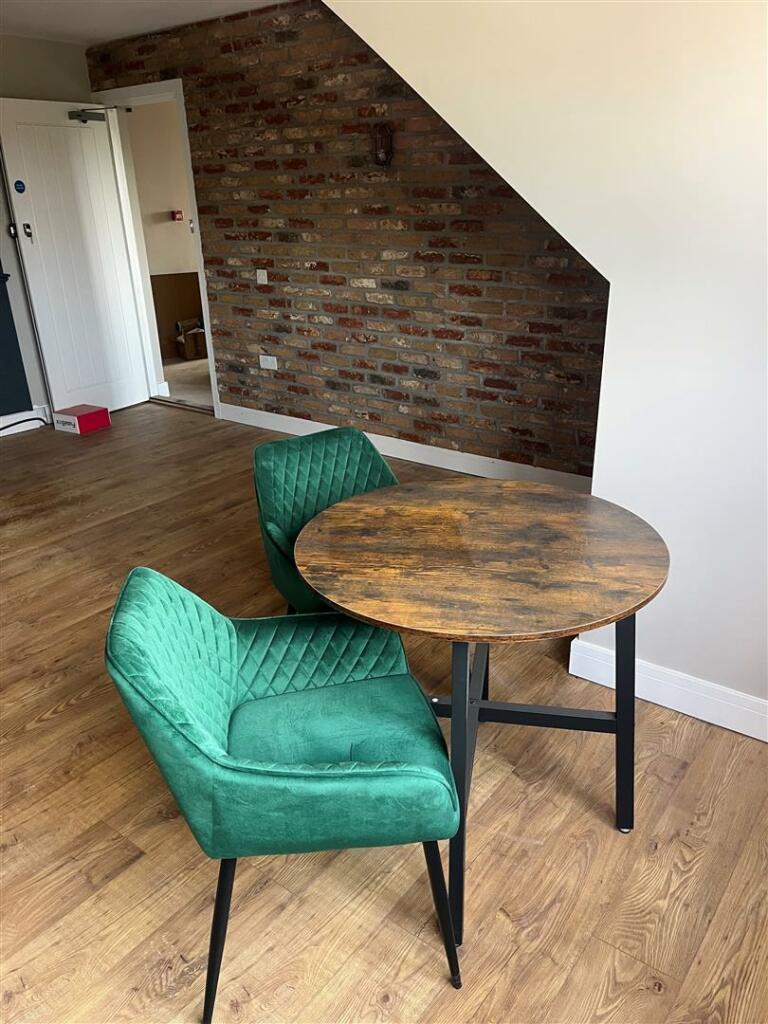 dining table.jpg
