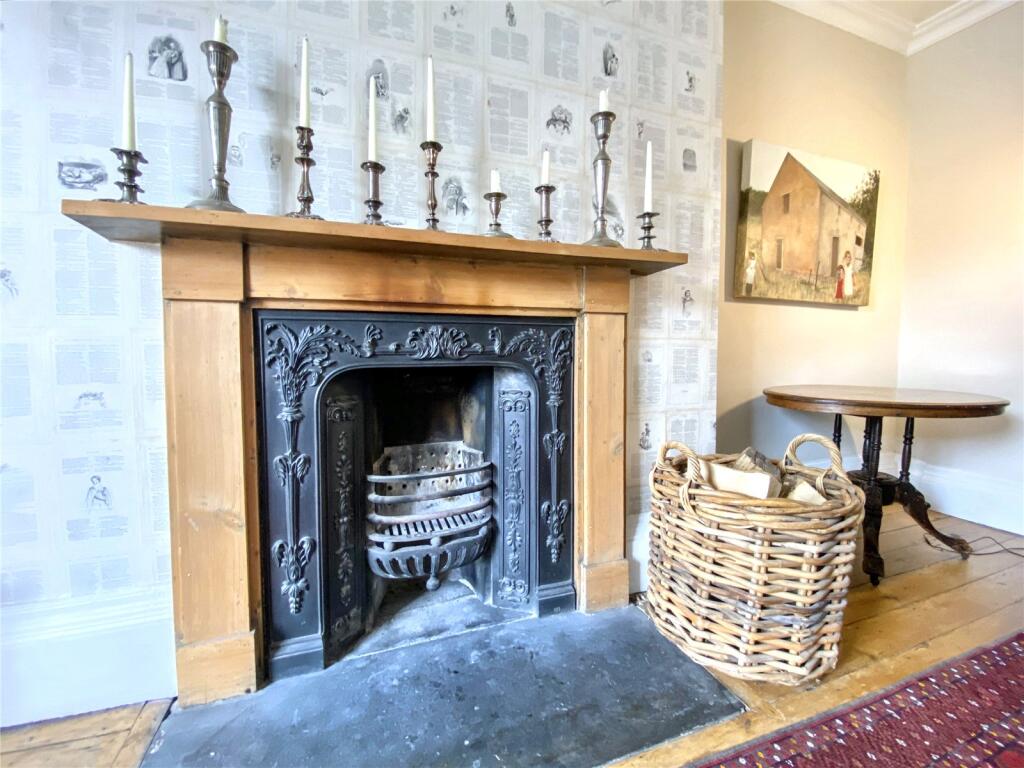 Sitting Rm Fireplace