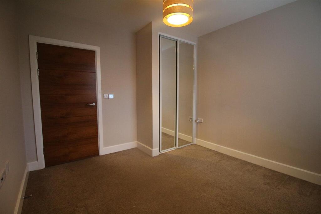 Bedroom Two WC.jpg