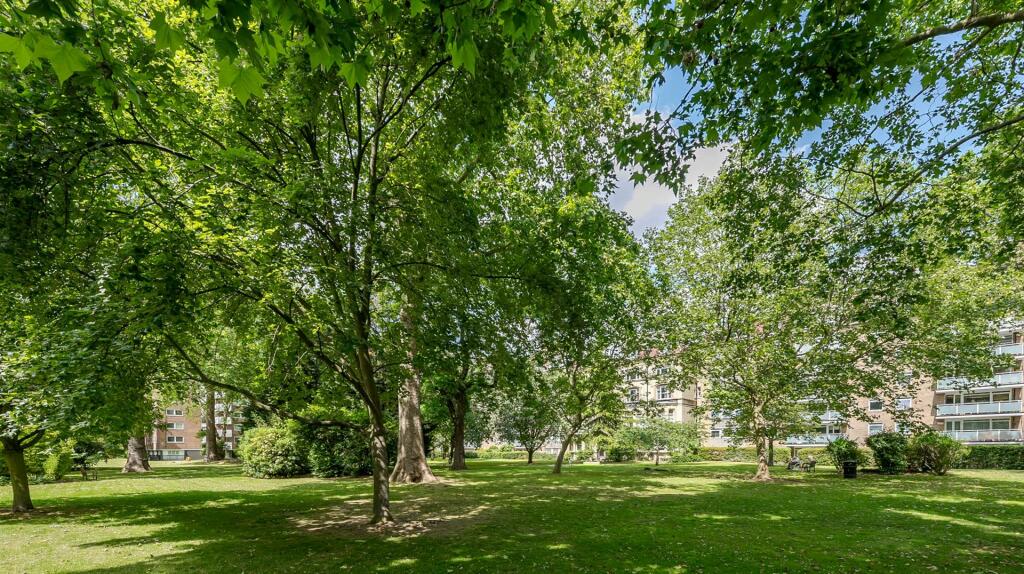 Elm Park Gardens 8_71-8-2. Low Res.jpg