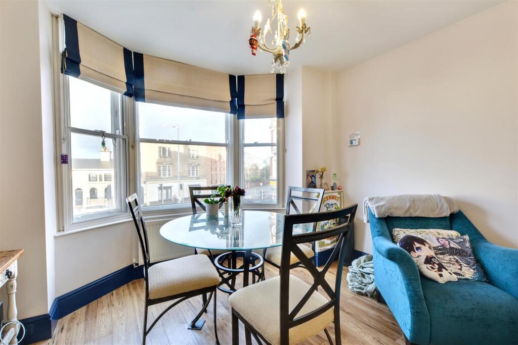 (Down) Lounge (4).jpeg