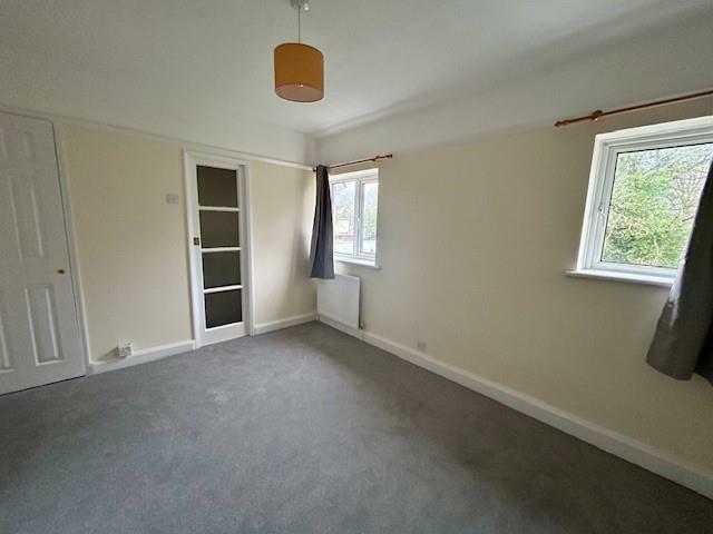 38 Sycamore Road Bedroom 1.jpg
