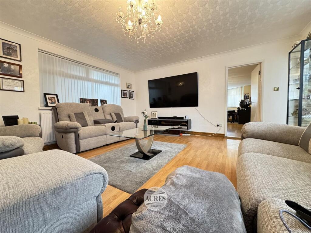 IMG_2205 (Large).jpg