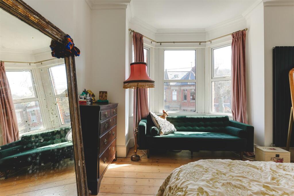 Mildenhall Road-33.jpg