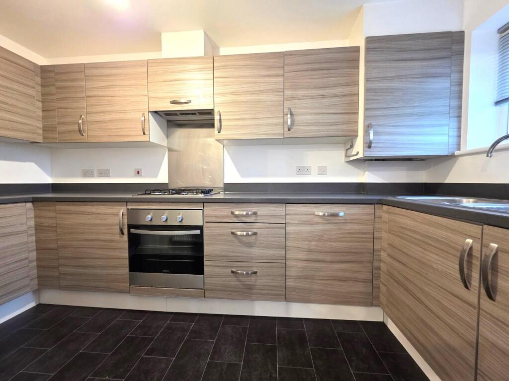 kitchen 1.jpg
