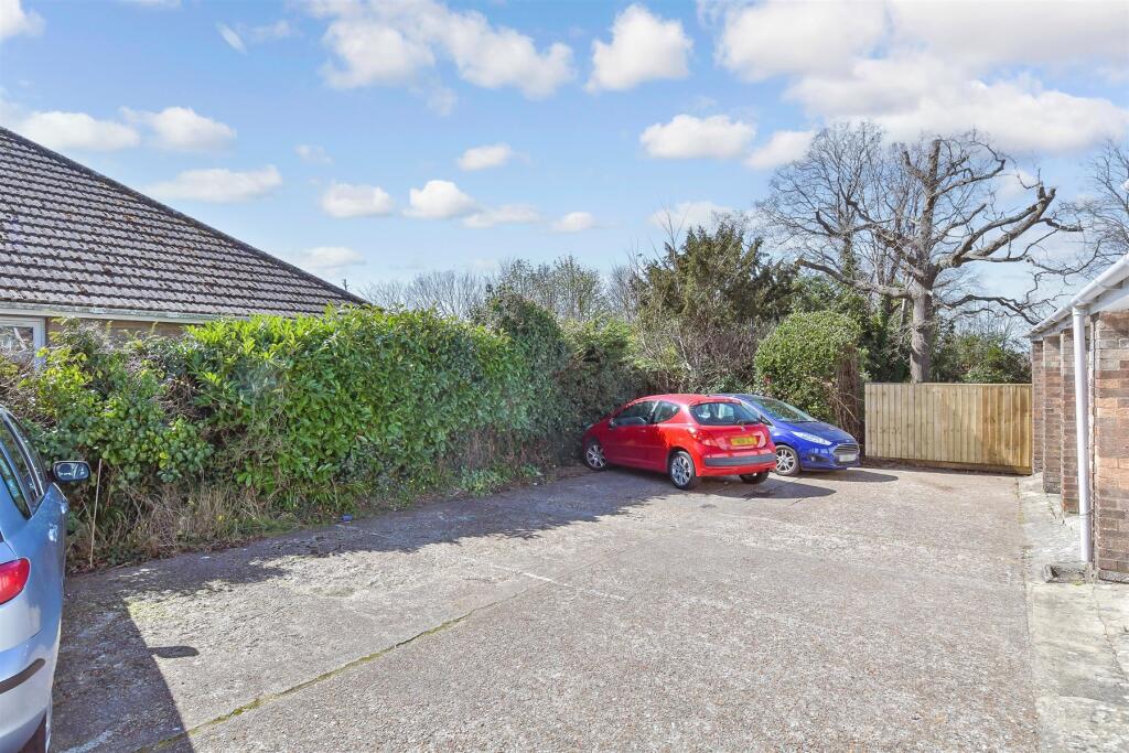 Driveway/Parking