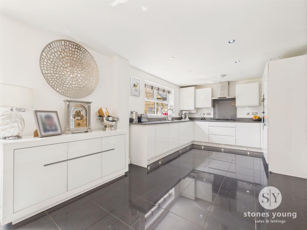 Open Plan Kitchen Dining Room