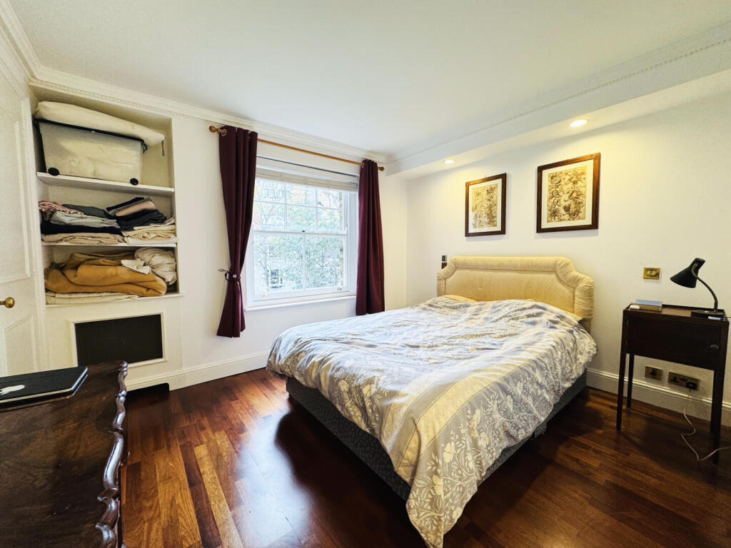 Main Bedroom