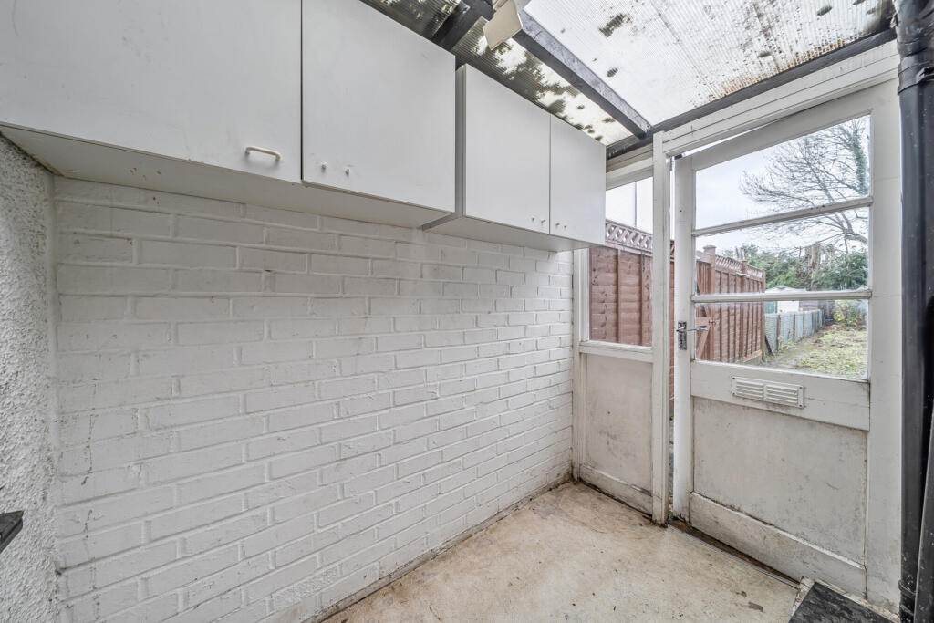 1386148-5-69285f9...