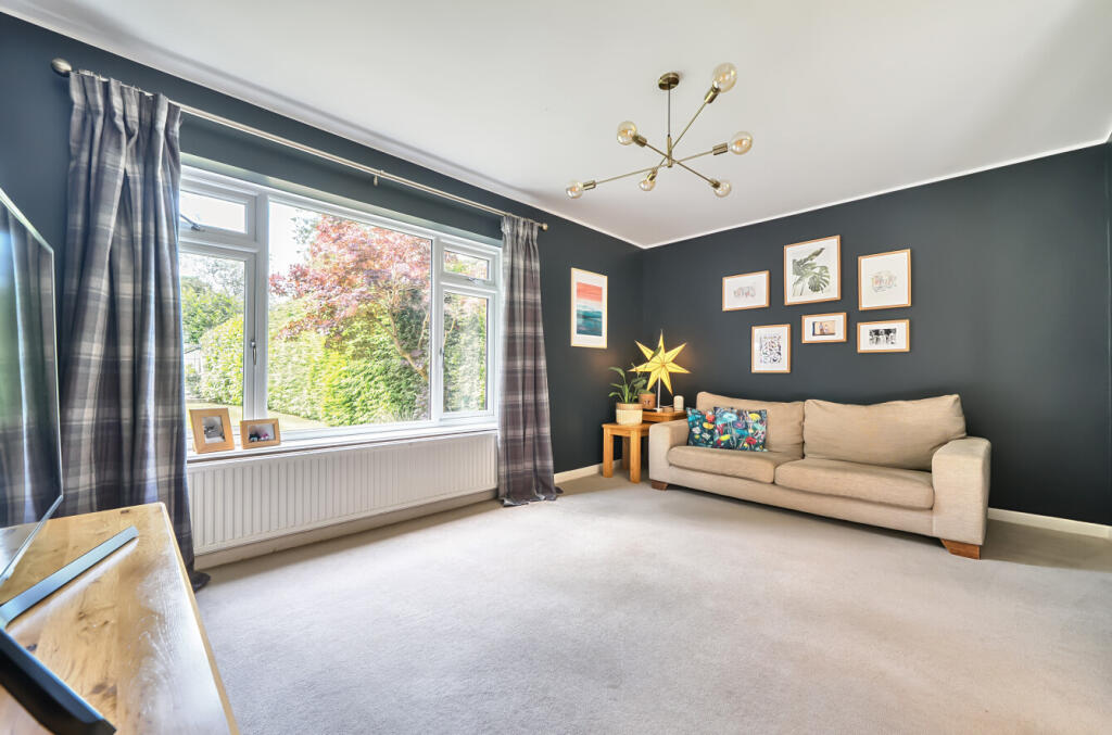 1315534-9-685e7c6...