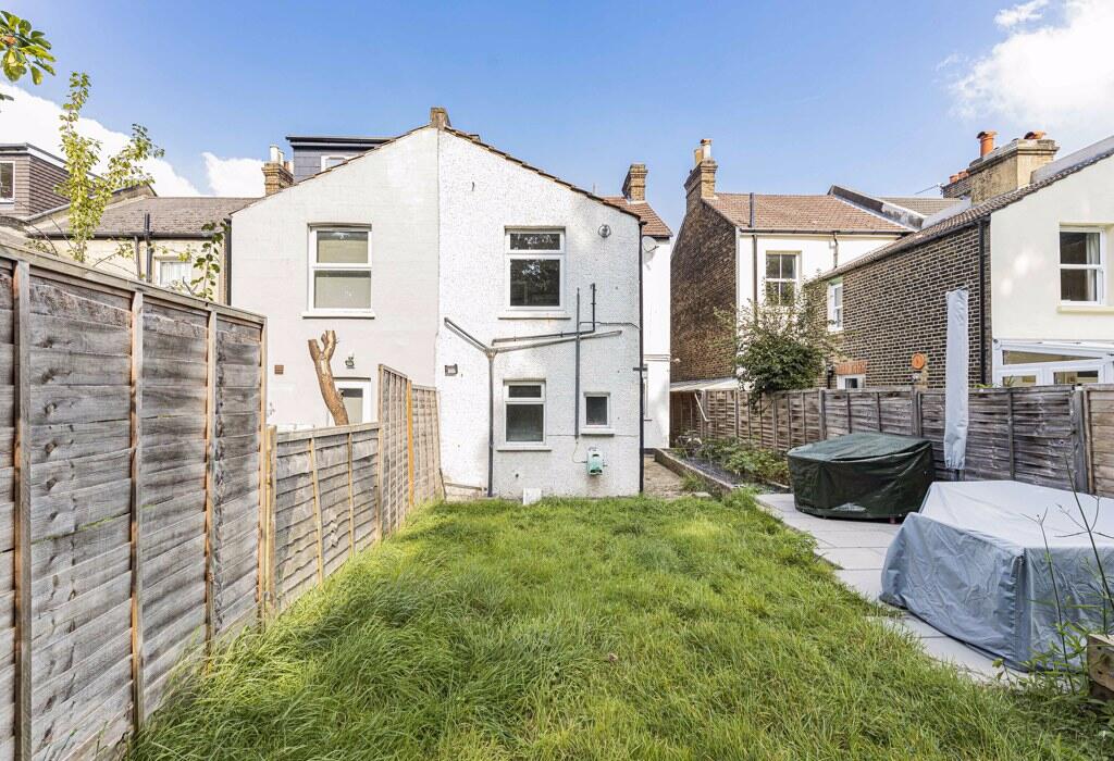 Garden - Split with upstairs