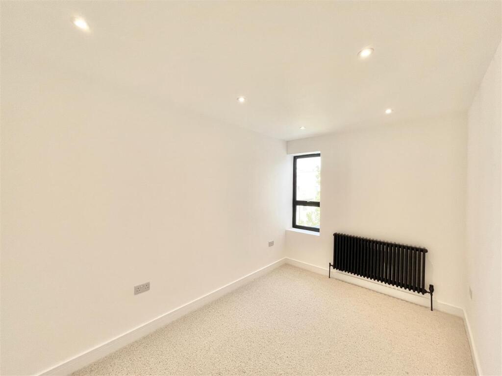 WhatsApp Image 2025-05-01 at 11.29.23.jpeg