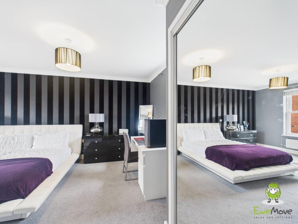 EweMove Estate Agents Basingstoke - Rockbourne Roa