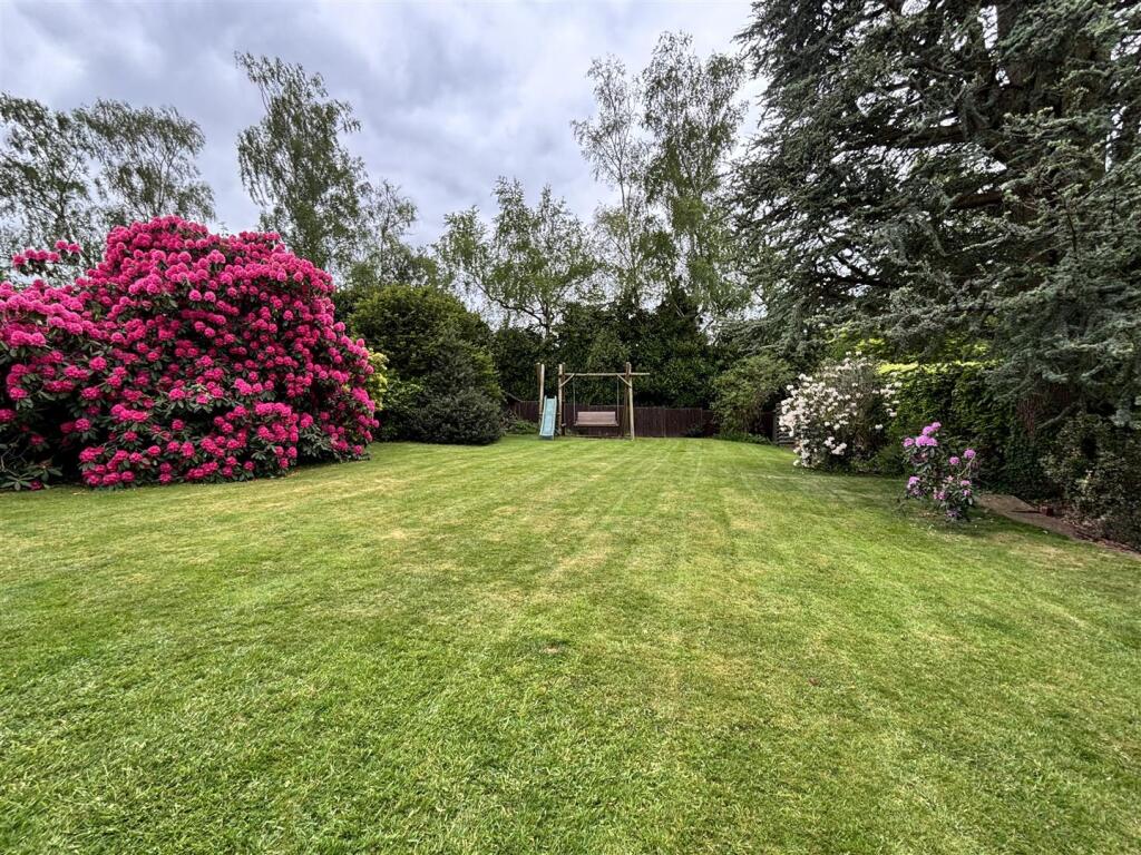 8 Willesley Close, Ashby