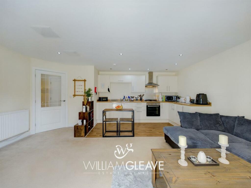 CAM01391G0-PR0071-ST