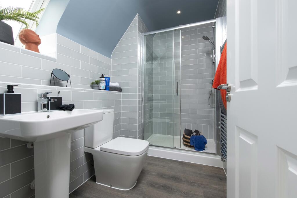 Modern top floor bathroom