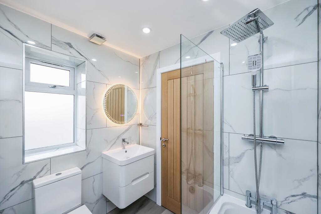 Master En-suite