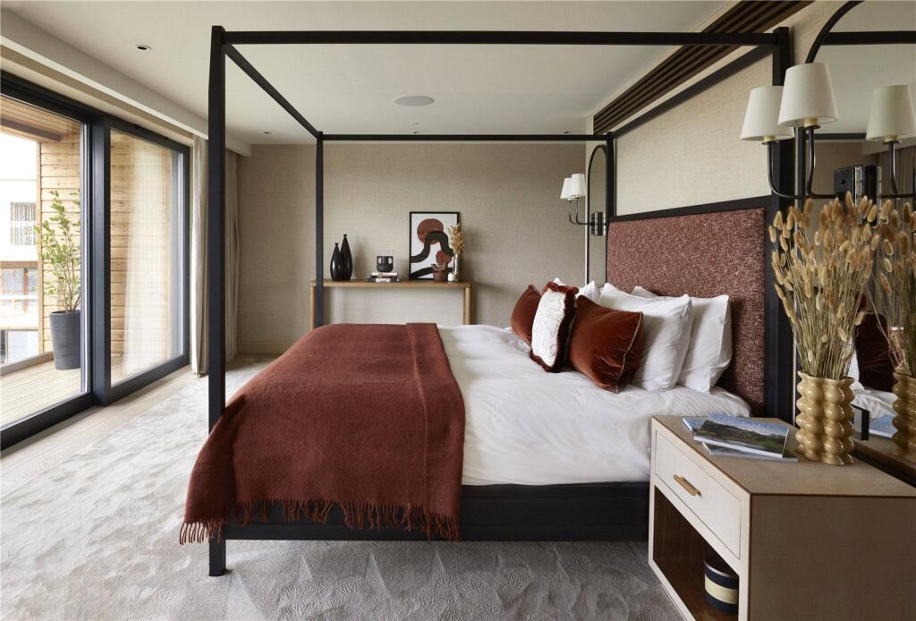 Principal Bedroom