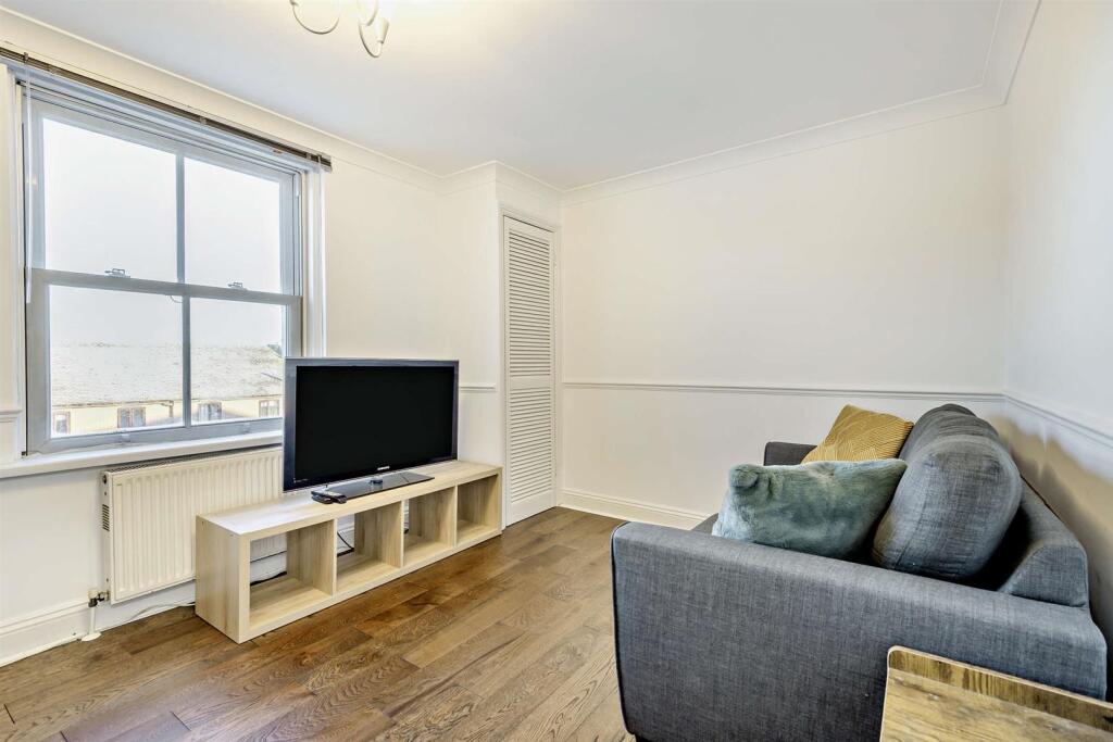 8674417-interior04-800.jpg