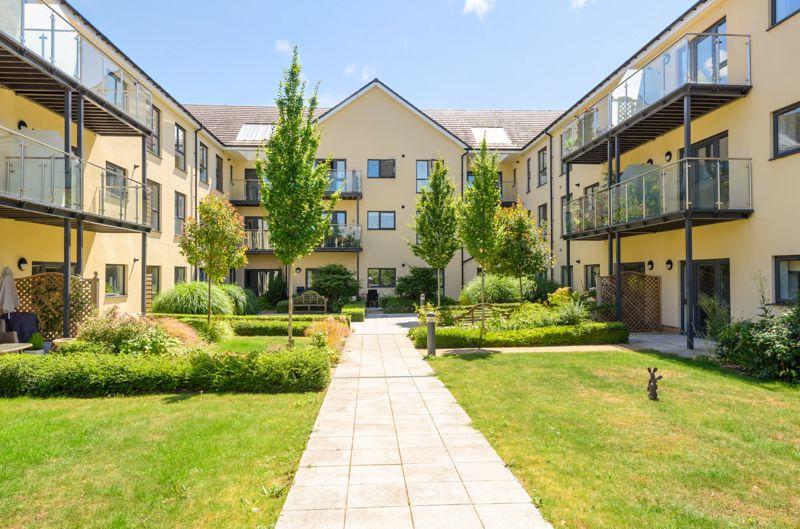 Landscaped gar...