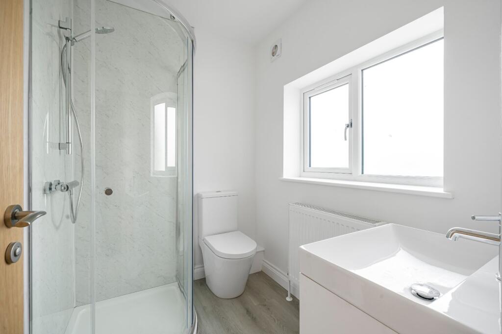 En Suite Bedroom 1