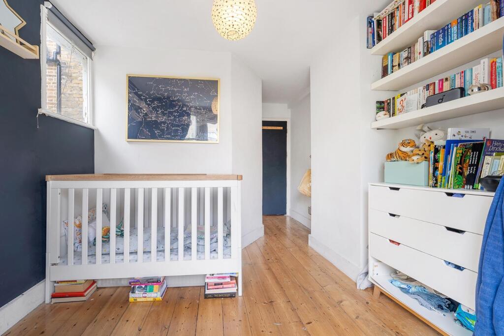 Bedroom Room (2)