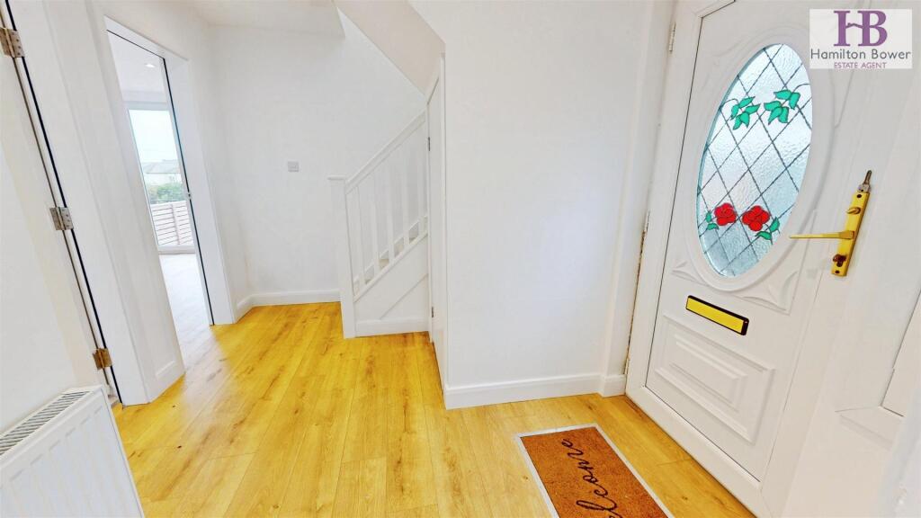 ENTRANCE HALLWAY
