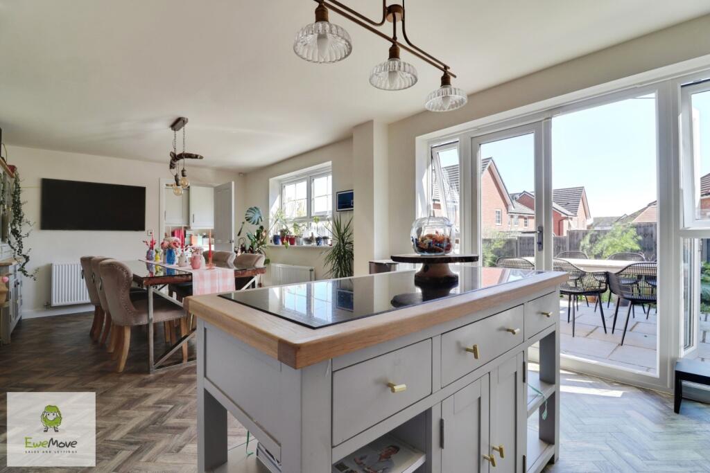 Kitchen Diner EweMove Cannock