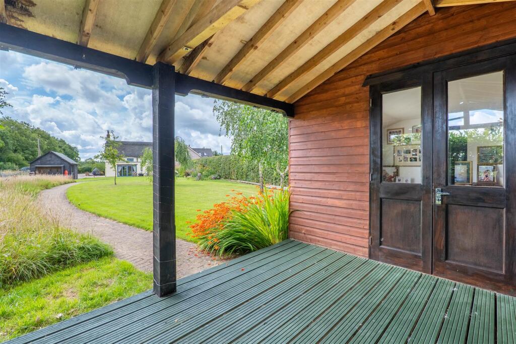 Garden Room Seating Area