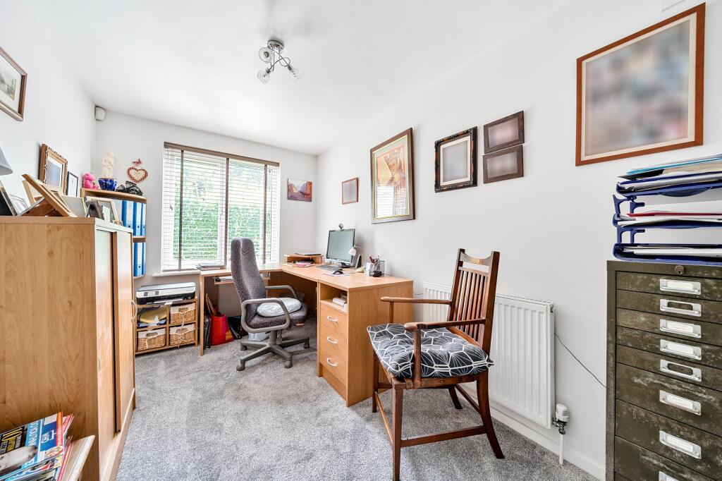 Bedroom 4 / Study